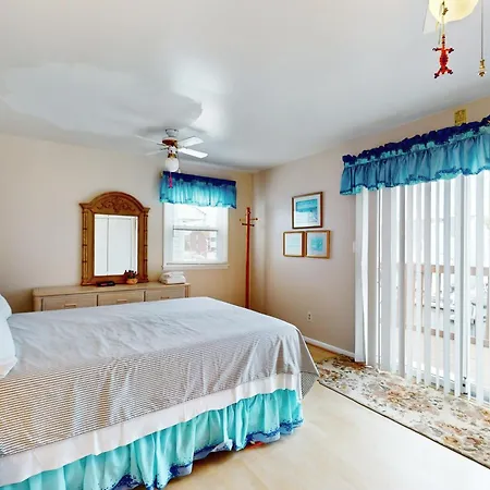 Shipwreck Townhome